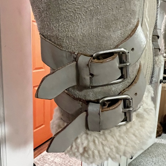 Acne Velocite shearling jacket size 32 (US 2-4) - Picture 3 of 16